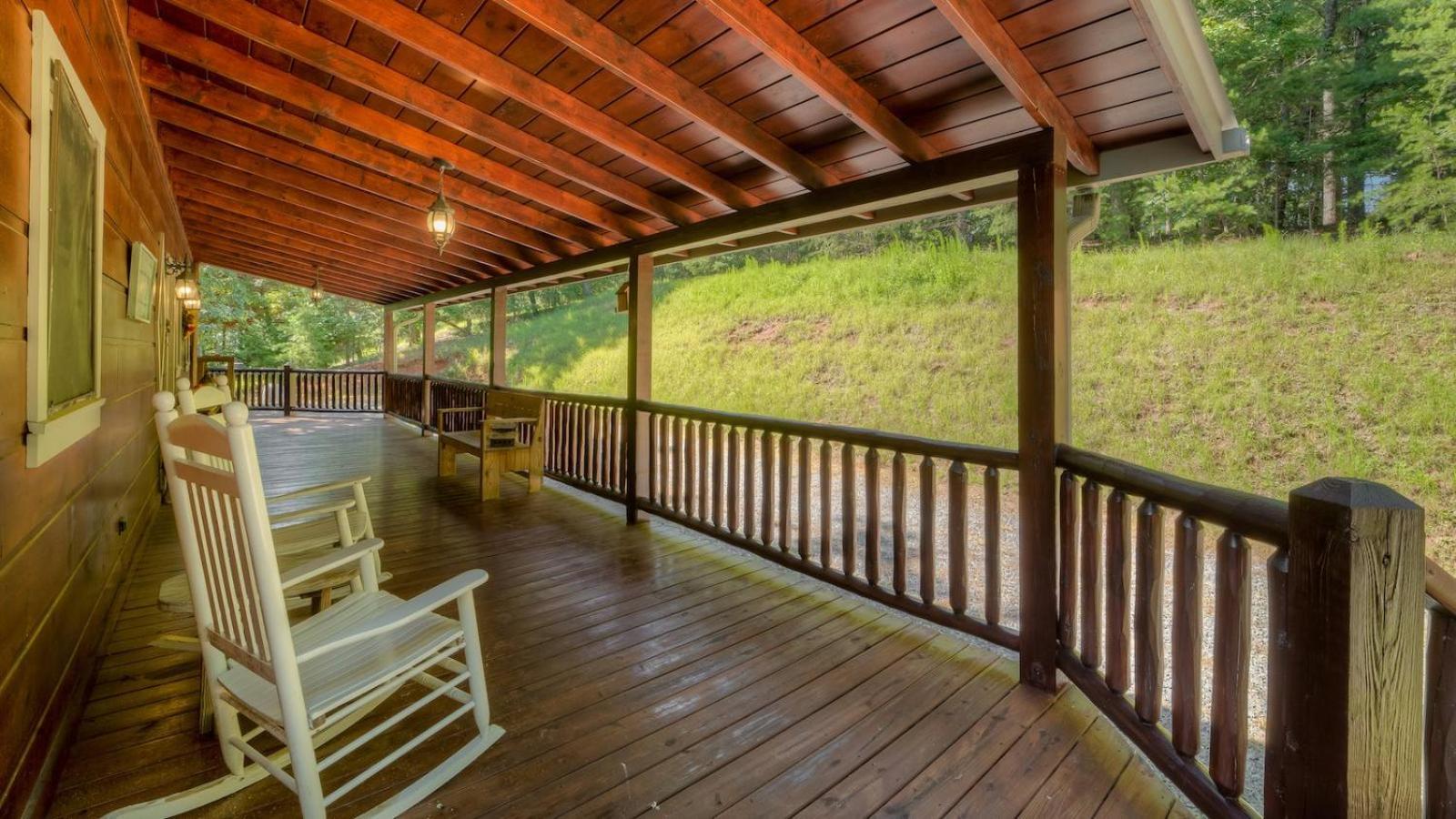 Pinecrest Lodge - Views In Aska Adventure Area ブルーリッジ山脈 エクステリア 写真